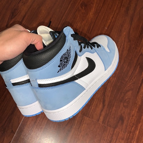 Jordan 1 University Blue UA - Picture 2 of 5